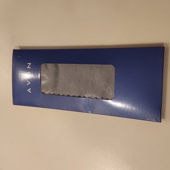 Avon Jewelry and Watch Care Cloth by Hagerty - Picture 2 of 6